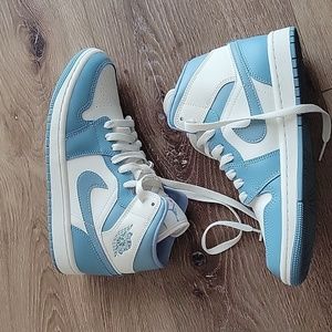 Nike Air jordan 1 mid
